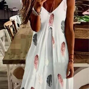 Ladies XXL white feather print cami dress 10.00